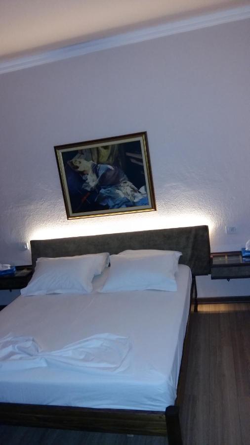 Drini Hotel Rrashbull Kültér fotó